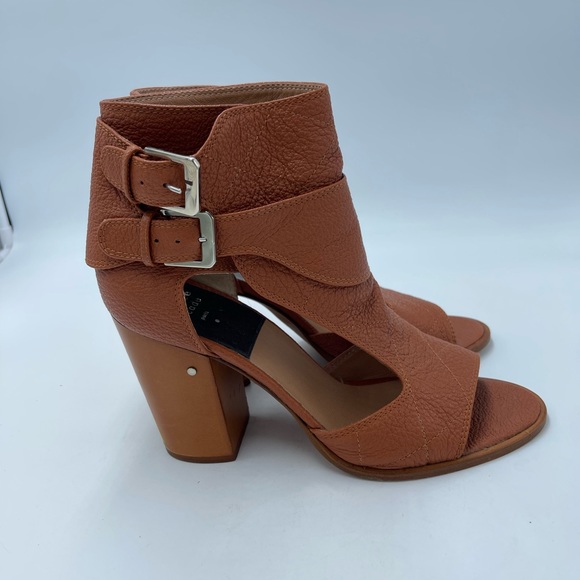 $900 Laurence Dacade Brown Cognac Cutout Leather Buckle Wooden Sandals Heels 41 - Picture 2 of 10